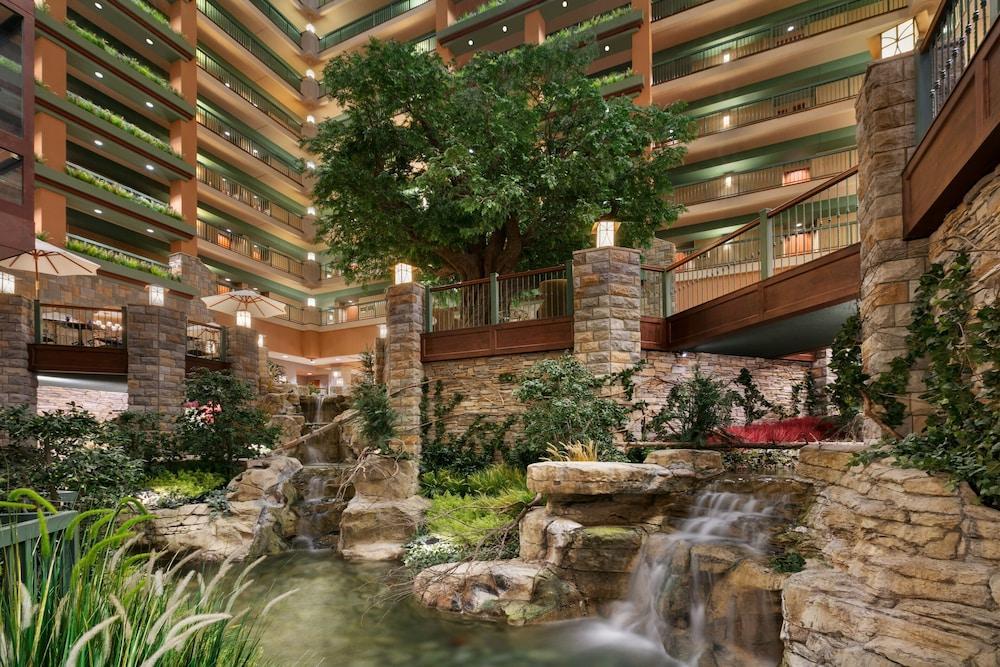 Chateau On The Lake Resort Spa And Convention Center Branson Exteriör bild