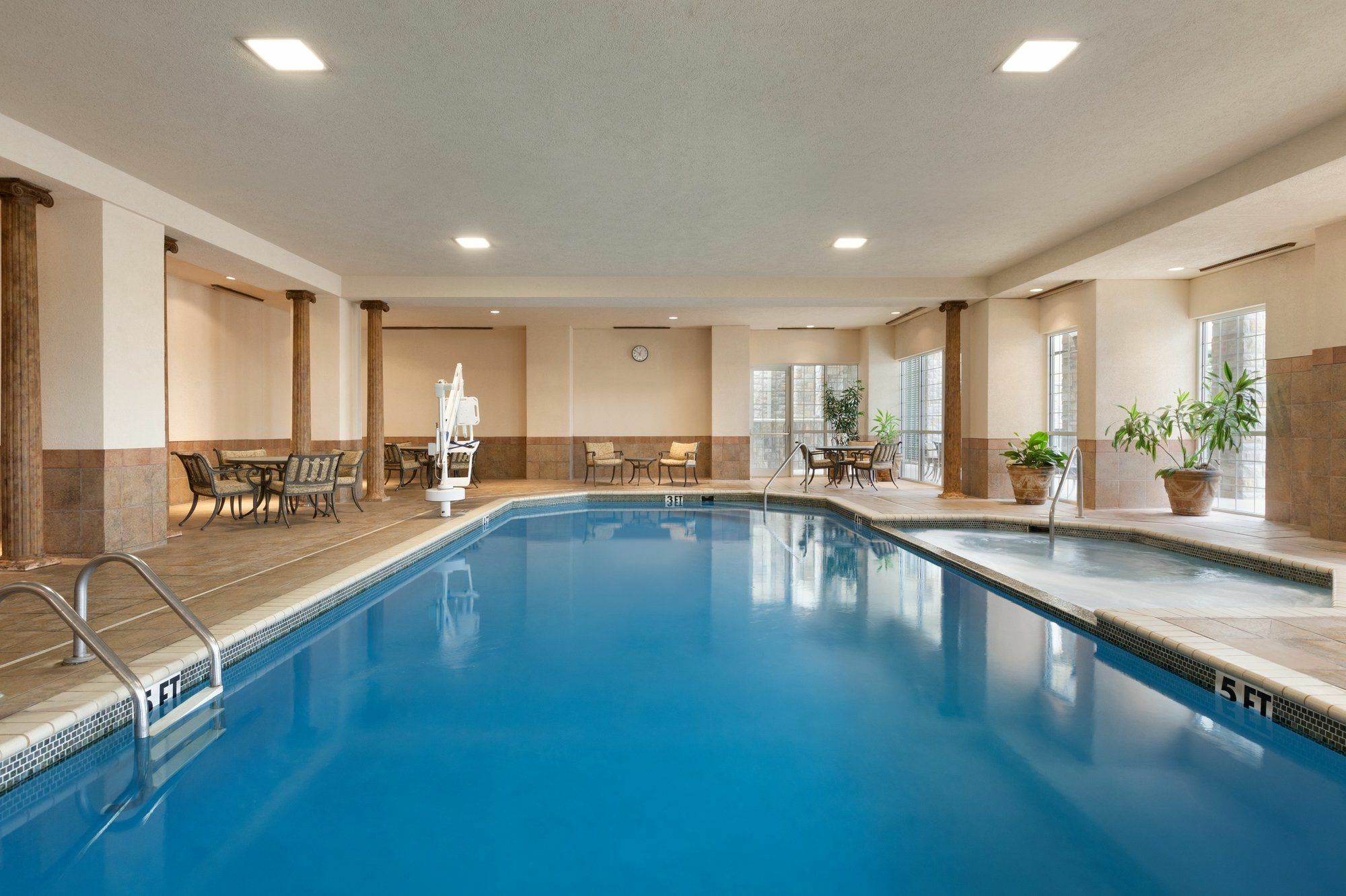 Chateau On The Lake Resort Spa And Convention Center Branson Exteriör bild
